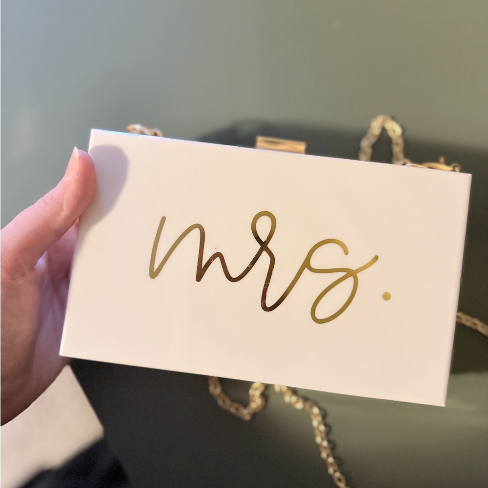Elegant White 'Mrs.' Clutch Bag - Picture 3 of 3